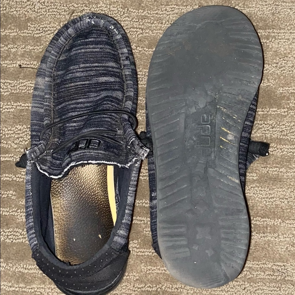 Hey dude shoes